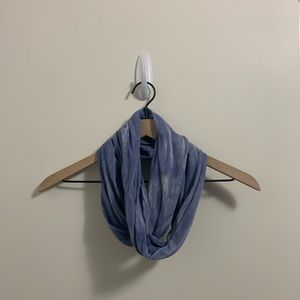 American Eagle infinity scarf